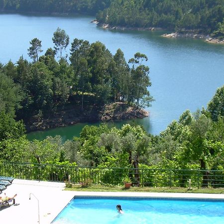 Hotel Lagoa Azul Do Geres Bagian luar foto